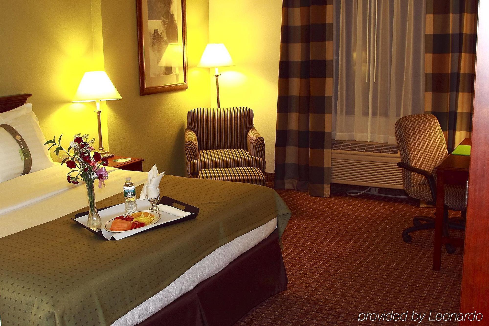 Garden Plaza Hotel 萨德尔布鲁克 客房 照片
